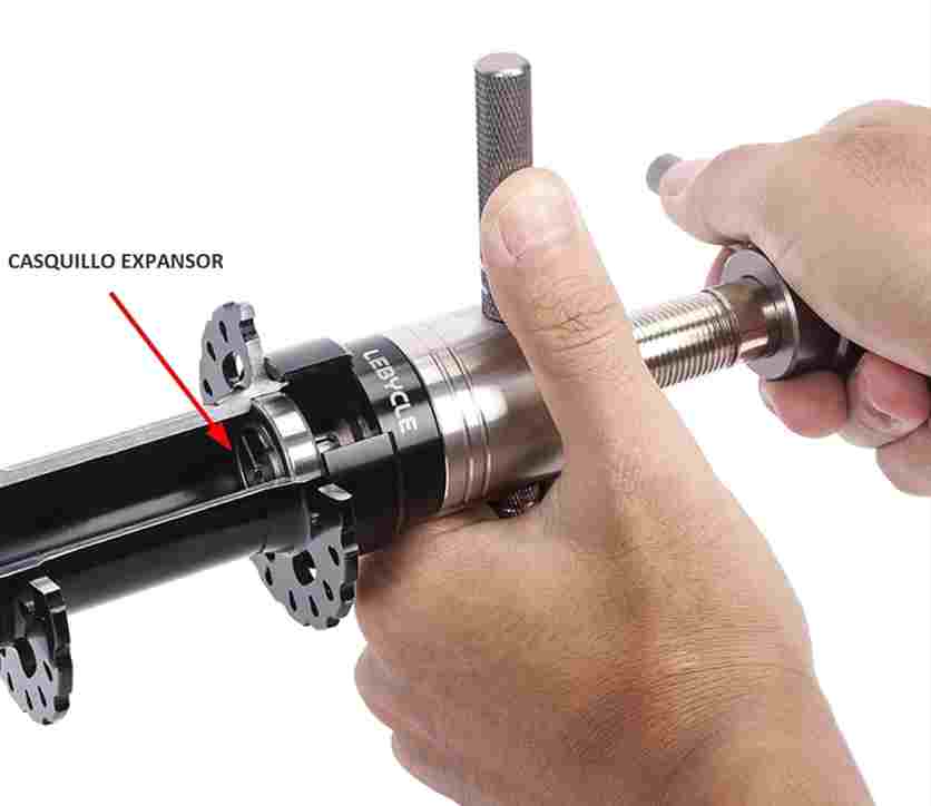 LB0104-05.jpg