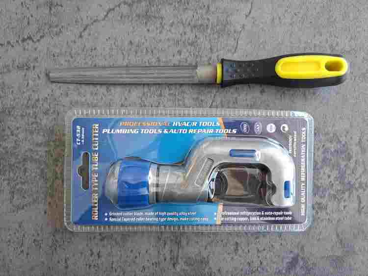 Cortatubos para acero, aluminio, PVC, cobre, carbono, entre otros, diámetros de 4-32 mm